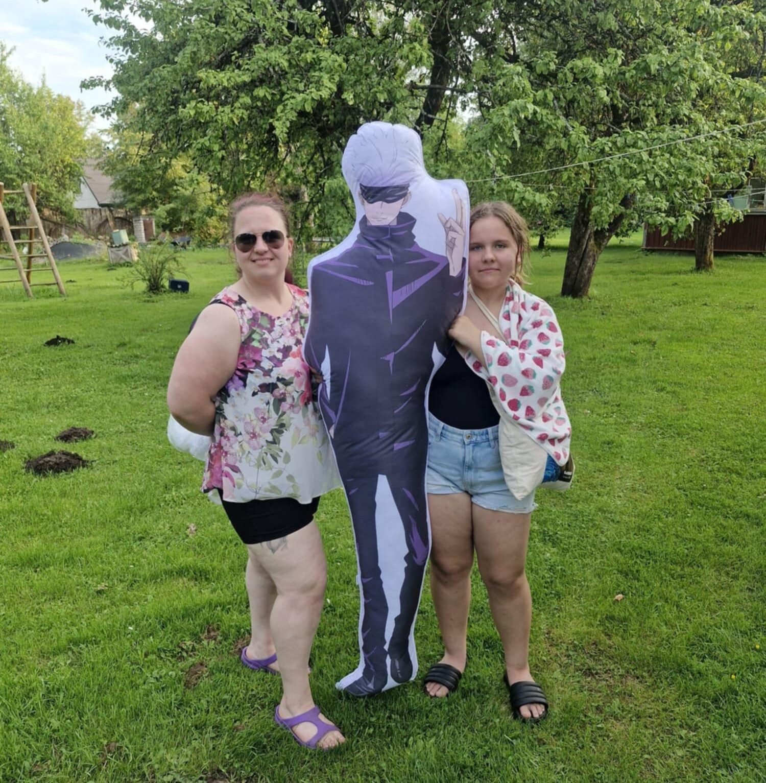 Anime karakteriga erikujuline fotopadi 180cm kõrge